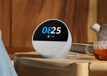 Amazon lanza el nuevo Echo Spot con mejoras en audio y diseño