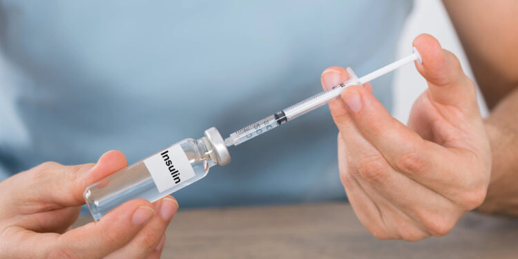 FTC demandará a gigantes de la salud por inflar precios de insulina