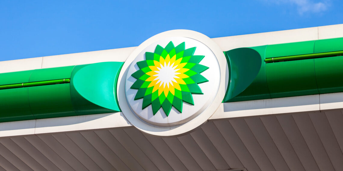 La petrolera BP navega en aguas turbulentas con pérdidas millonarias
