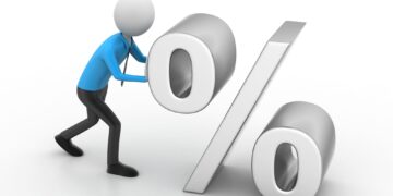 La Reserva Federal ve avances en la inflación pero no se apresura a recortar tasas