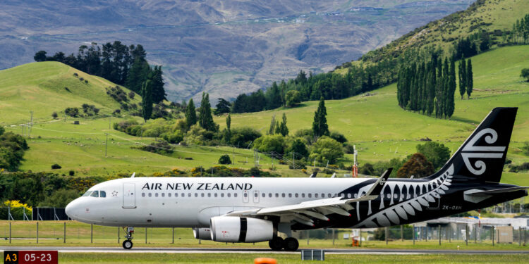 Primera gran aerolínea en abandonar su objetivo climático para 2030: ¿Cuál fue?