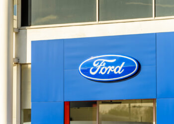 Ford apuesta por el Futuro: Eléctrico de $30,000 dólares para competir con Tesla y BYD