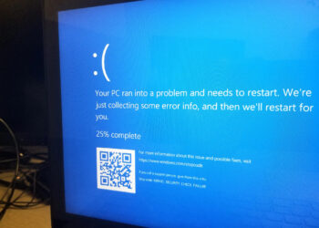 Delta cancela cientos de vuelos días después de la interrupción de Microsoft