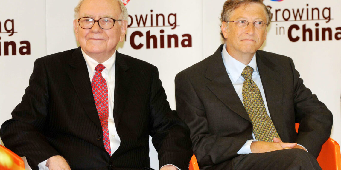 Warren Buffett dona $5,300 millones para obras benéficas