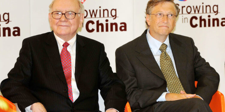 Warren Buffett dona $5,300 millones para obras benéficas