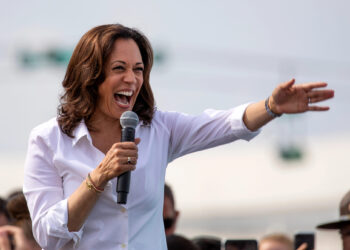 Demócratas cierran filas en torno a Kamala Harris y recaudan $50 millones tras el retiro de Biden