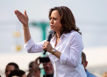 Kamala Harris acepta debatir con Trump y lo acusa de retroceder en la fecha del 10 de septiembre