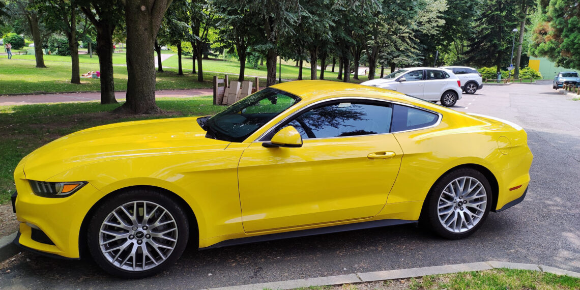 Ford retira más de 30,700 Mustangs por problemas de giros involuntarios del volante