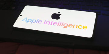 Apple lanzará funciones de inteligencia artificial en octubre