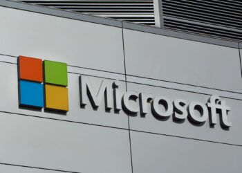 Microsoft sufre caída en sus acciones por preocupaciones sobre la nube