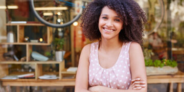 Desempleo crece en junio para las mujeres blancas, afroamericanas e hispanas