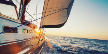 Mike Lynch, el “Bill Gates Británico”, desaparece tras accidente de superyate en Sicilia