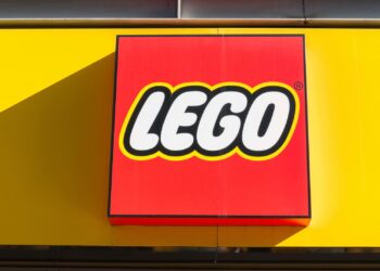 Lego aumenta sus ingresos un 13% en el primer semestre