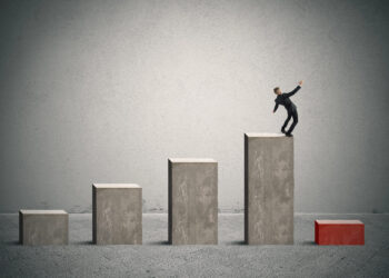 Desplome Bursátil Global: Dow Jones se hunde 1,000 puntos y Nasdaq pierde un 4%