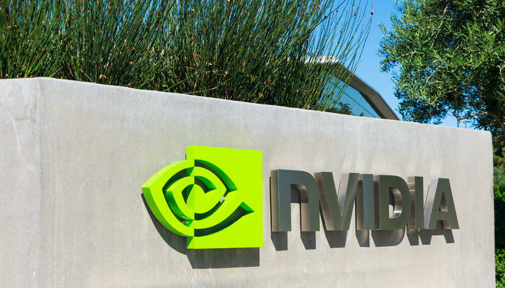 Nvidia sube un 13% tras comentarios optimistas de Microsoft sobre IA
