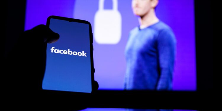 Zuckerberg acusa a la casa blanca de presionar a Meta para censurar contenido sobre covid-19