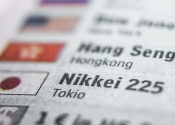 Mercado bursátil japonés se recupera luego de vivir la peor caída desde 1987