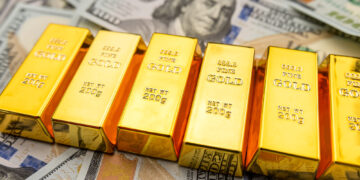 El oro podría alcanzar los $3,000 dólares por onza en 2024