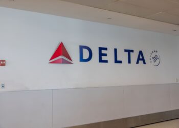 Delta informa pérdidas de $380 millones debido a la interrupción de CrowdStrike