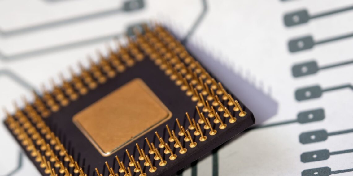 Intel vende participación en Arm durante reestructuración