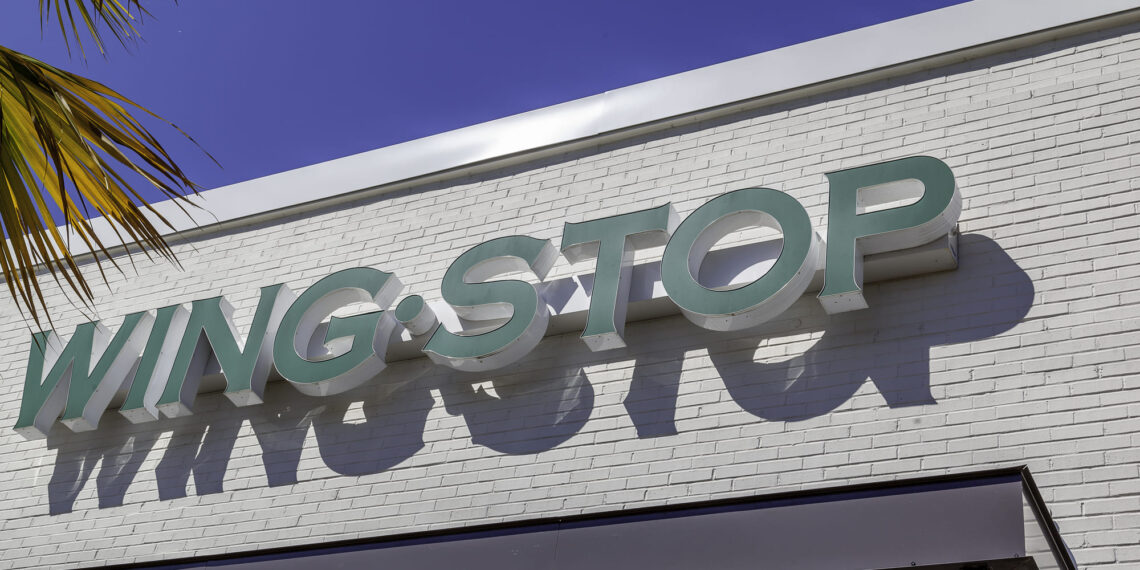 Wingstop destaca en el competitivo mercado de comida rápida estadounidense