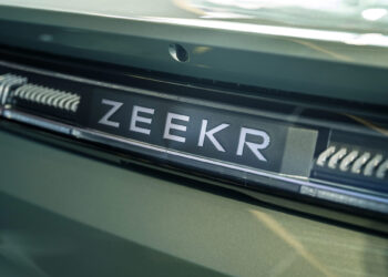 Zeekr lanza batería con carga más rápida que Tesla