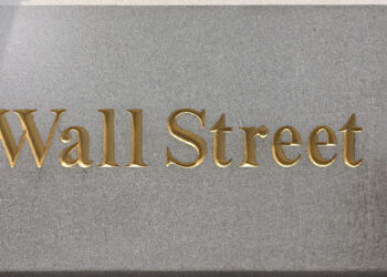 Acciones cierran al alza, recuperando gran parte de las pérdidas de la semana