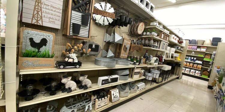 Big Lots podría cerrar 315 tiendas