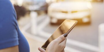 Lyft lanza función para fijar precios y combatir la variabilidad de tarifas