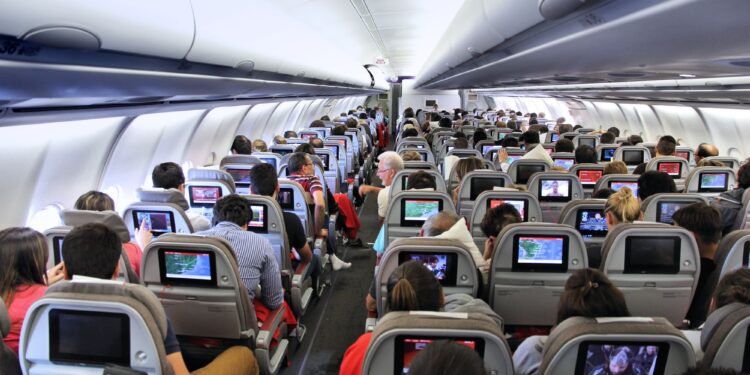 United Airlines ofrecerá Wi-Fi gratuito con Starlink en sus vuelos