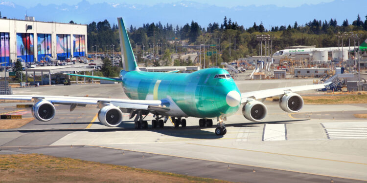 Boeing recortará 17,000 empleos mientras las pérdidas se agravan por la huelga en sus fábricas