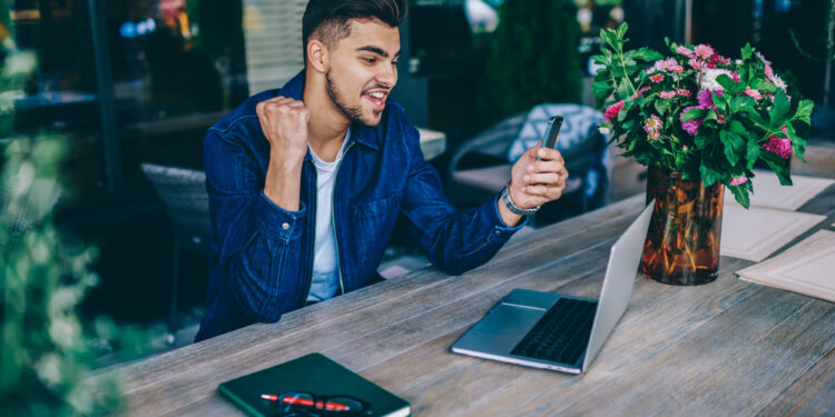 Kalshi reanuda apuestas electorales tras levantamiento de congelación