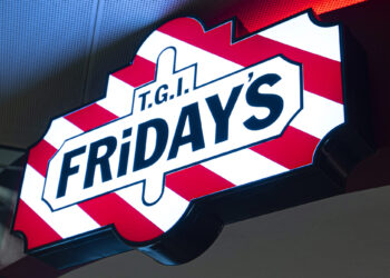 TGI Fridays cierra docenas de locales en medio de rumores de quiebra inminente