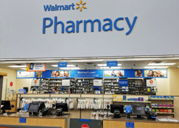 Walmart lanza entregas de medicamentos a domicilio