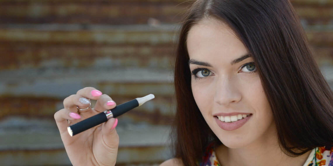 Consumo de tabaco entre jóvenes cae a su nivel más bajo en los últimos 25 años