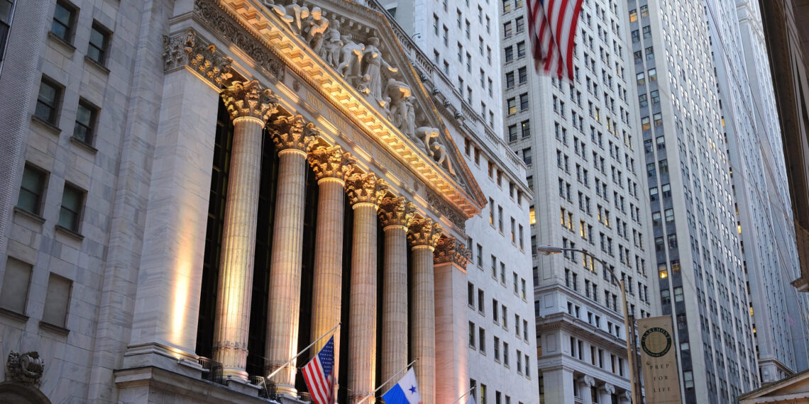 La Bolsa de Nueva York amplía sus operaciones a 22 horas diarias