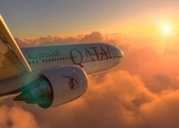 Qatar Airways y Starlink cierran alianza que alegrará a millones de pasajeros