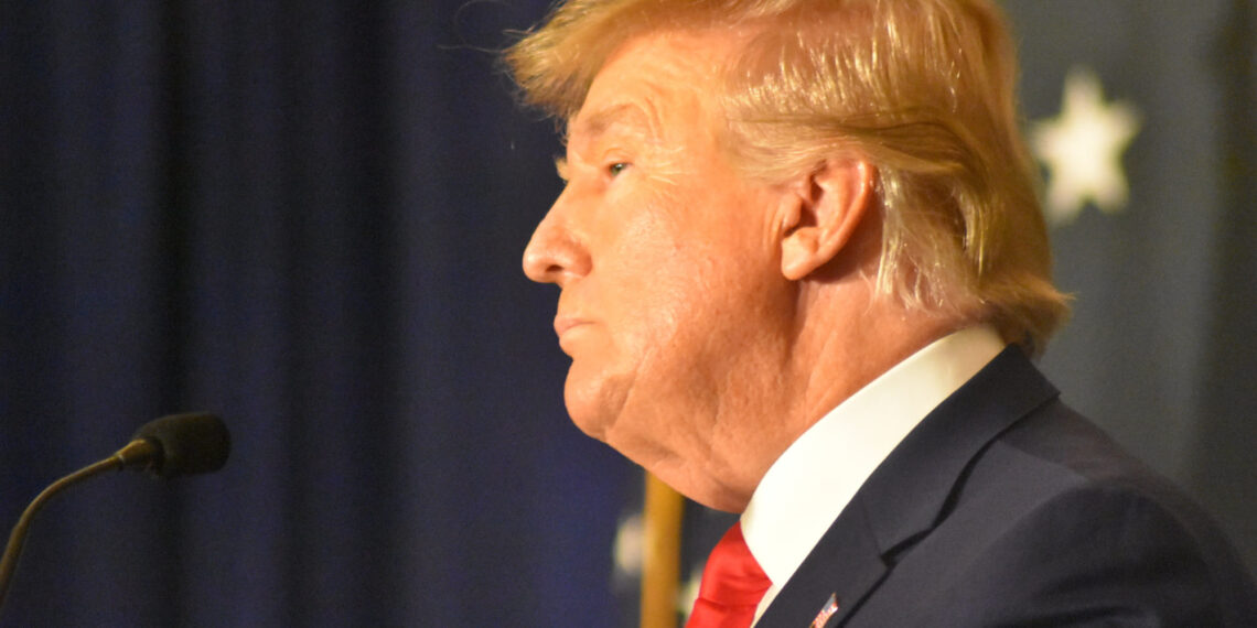 Trump propone eximir a 93 millones de estadounidenses del impuesto sobre la renta