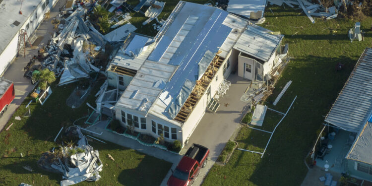 Los daños del huracán Helene podrían alcanzar hasta $34 mil millones de dólares, según Moody’s