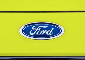 Ford recortará el 14% de sus empleos en Europa, citando grandes desafíos