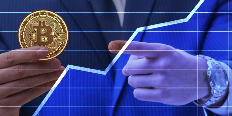 Bitcoin sigue rompiendo máximos históricos luego del ascenso de Trump: $83,000 dólares