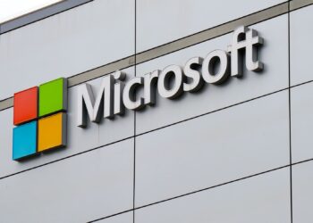 Microsoft lanza PC diseñada exclusivamente para conectar a usuarios con la nube