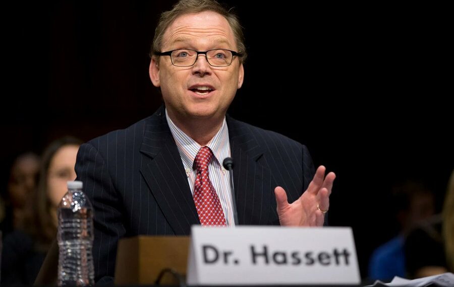 Trump nombra a Kevin Hassett como jefe del Consejo Económico Nacional