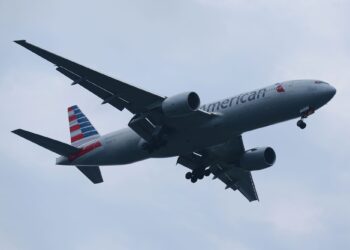 Caos navideño en American Airlines: Suspensión temporal de vuelos el 24 de diciembre