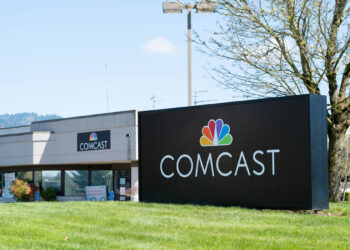 Comcast advierte pérdida masiva de suscriptores y las acciones caen