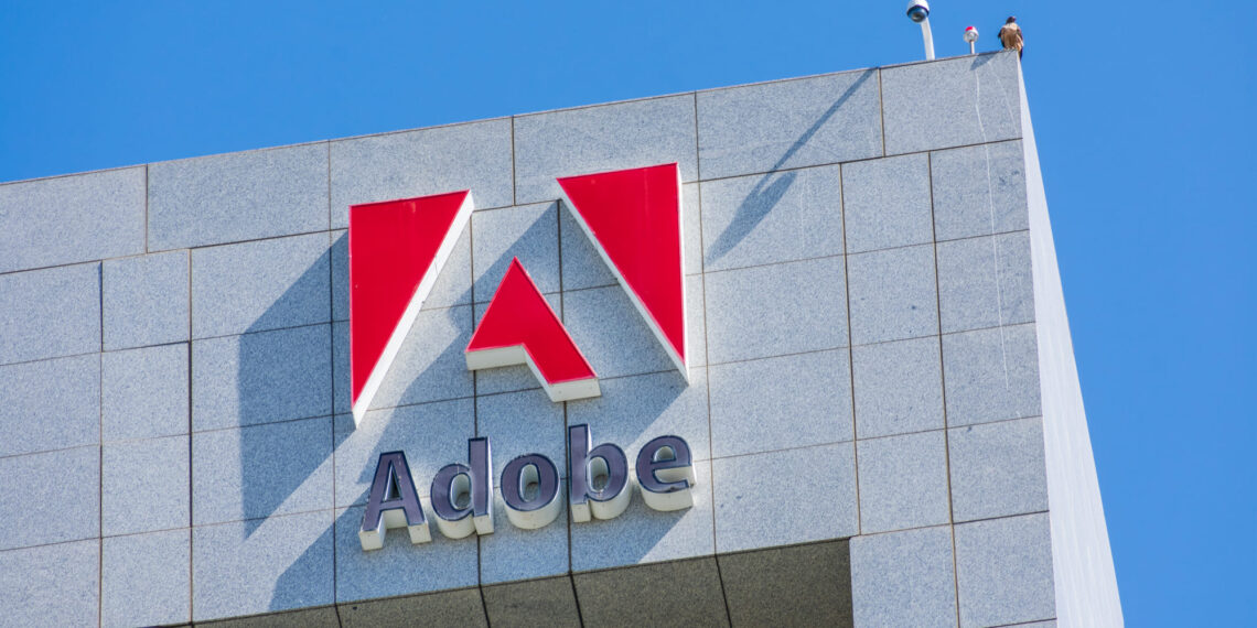 Adobe sufre su mayor caída en dos años tras decepcionante previsión de ingresos