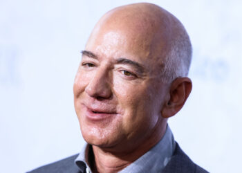 Amazon y Jeff Bezos buscan acercarse a Trump con una donación millonaria para la toma de posesión