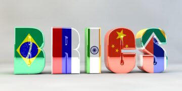 Donald Trump amenaza con aranceles del 100% a países del BRIC que promueven “desdolarización”