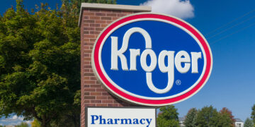 Juez federal ordena bloquear la mayor fusión de supermercados de la historia: Kroger con Albertsons