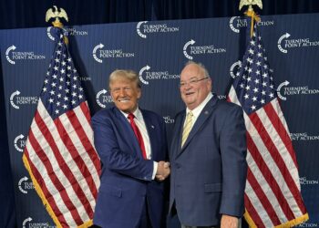 Billy Long, el inesperado nominado de Trump para liderar el IRS